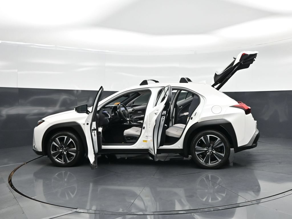 Used 2020 Lexus UX 250h w/ Premium Package AWD/4WD image 30