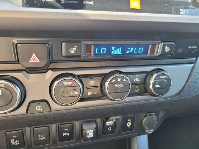 Used 2019 Toyota Tacoma TRD Off-Road AWD/4WD image 25
