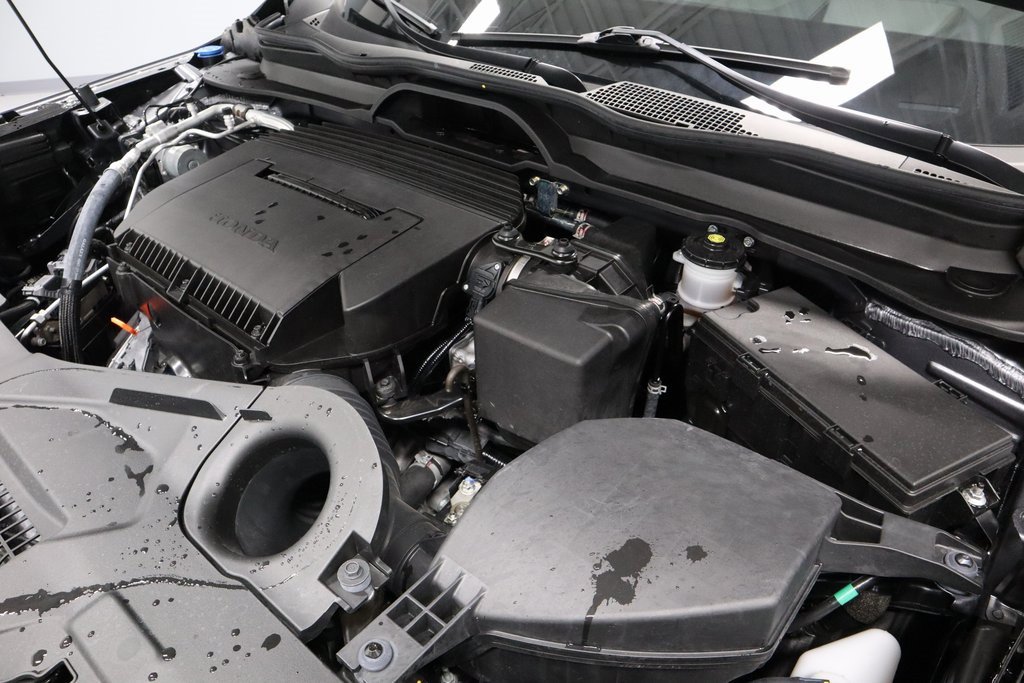 Used 2025 Honda Pilot Elite image 16