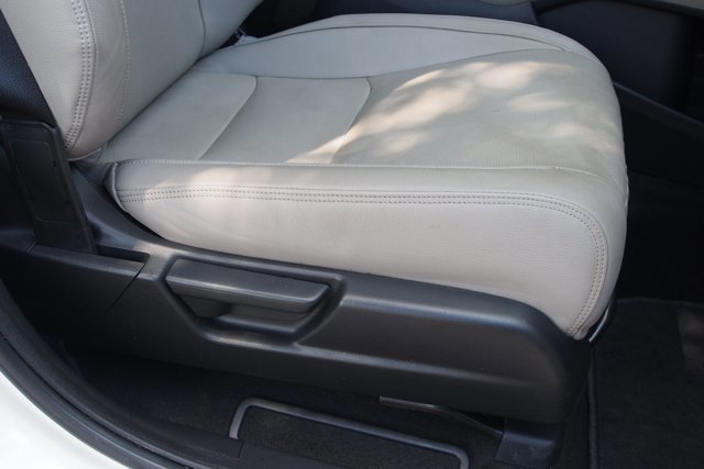 Used 2019 Honda HR-V EX-L image 12