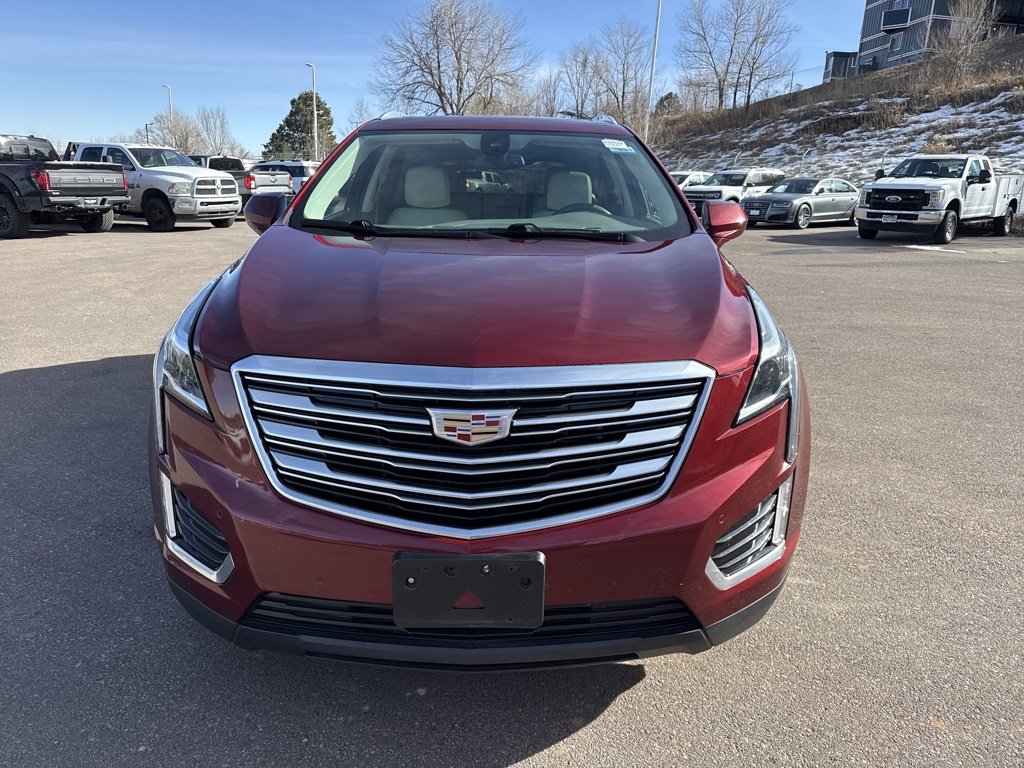 Used 2017 Cadillac XT5 Premium Luxury image 2