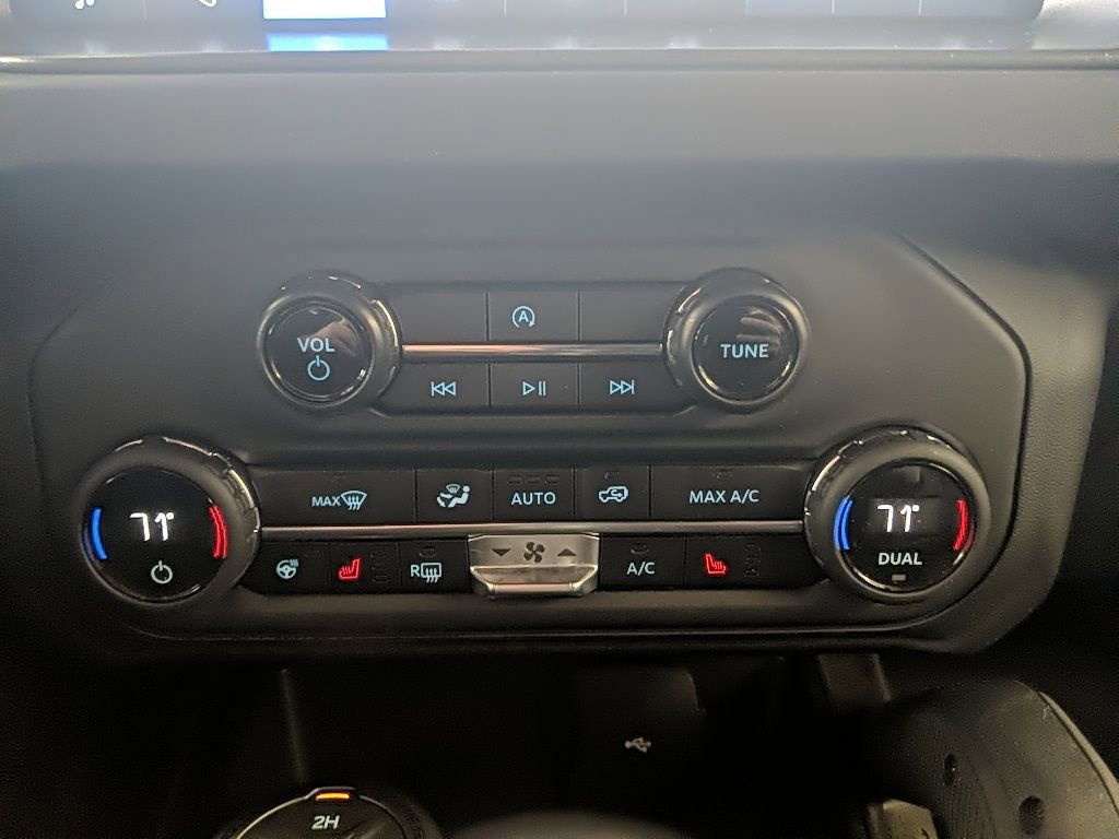 Certified 2025 Ford Bronco Badlands image 18