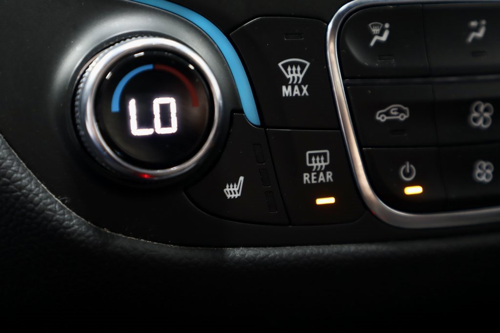 Used 2022 Chevrolet Equinox RS w/ Infotainment Package image 11