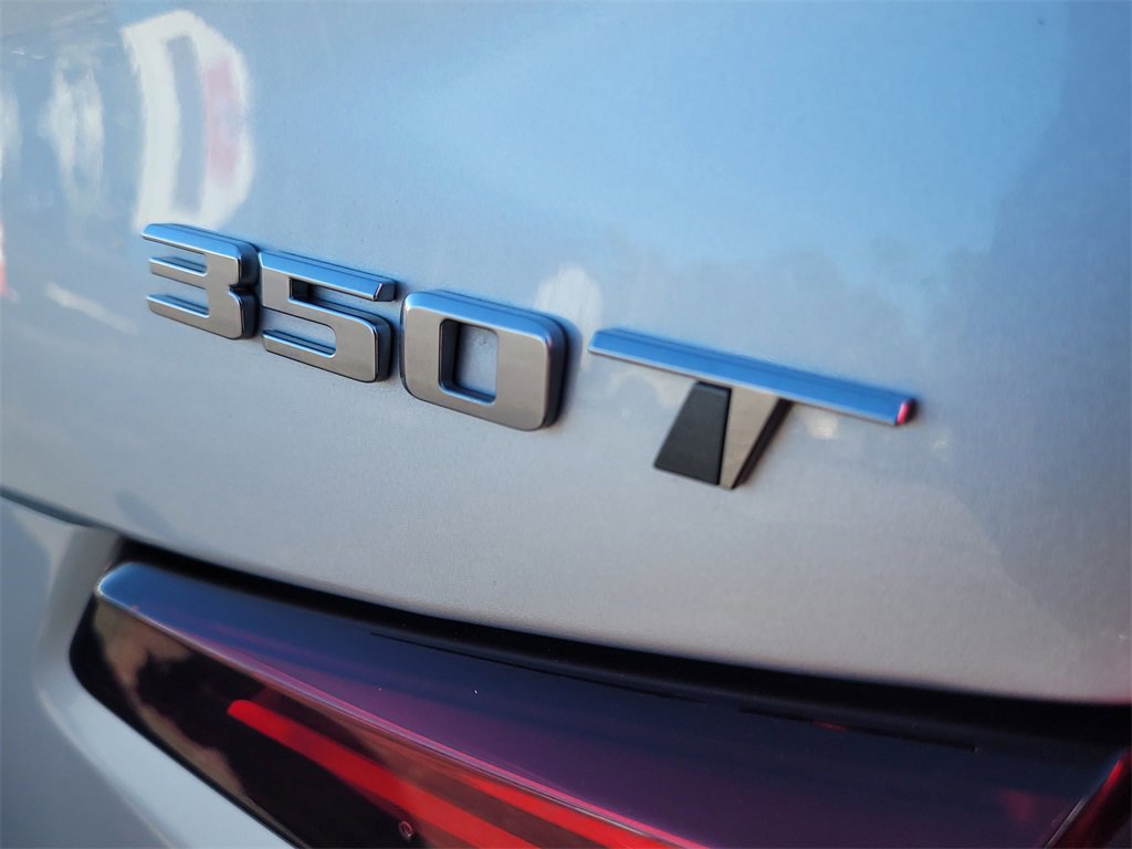 Used 2022 Cadillac XT4 Premium Luxury w/ Safety Alert Package image 6