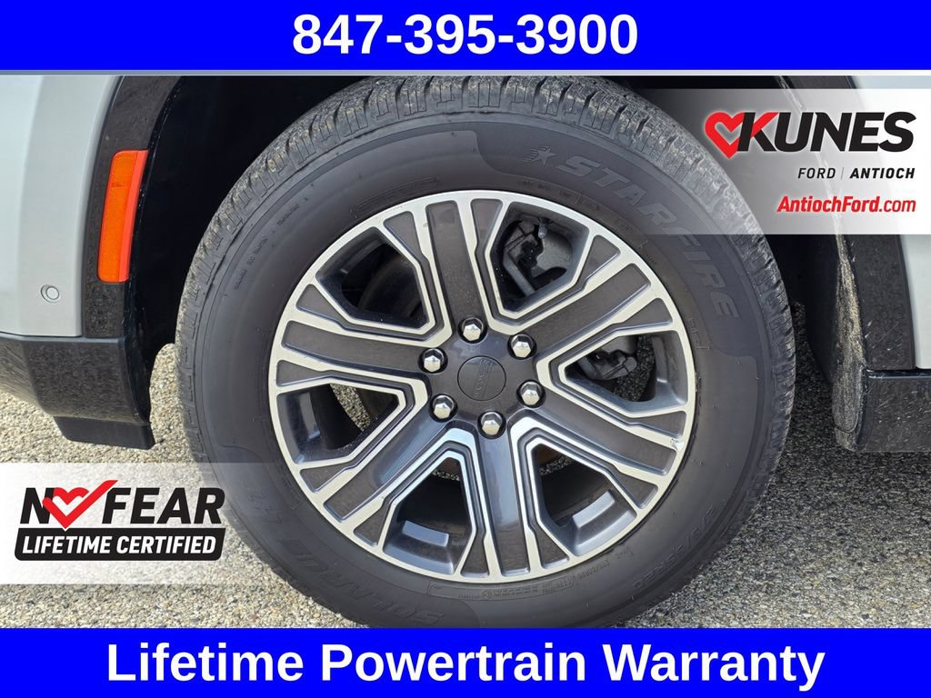 Used 2024 Jeep Wagoneer Series II w/ Flexible Seating Group AWD/4WD image 13