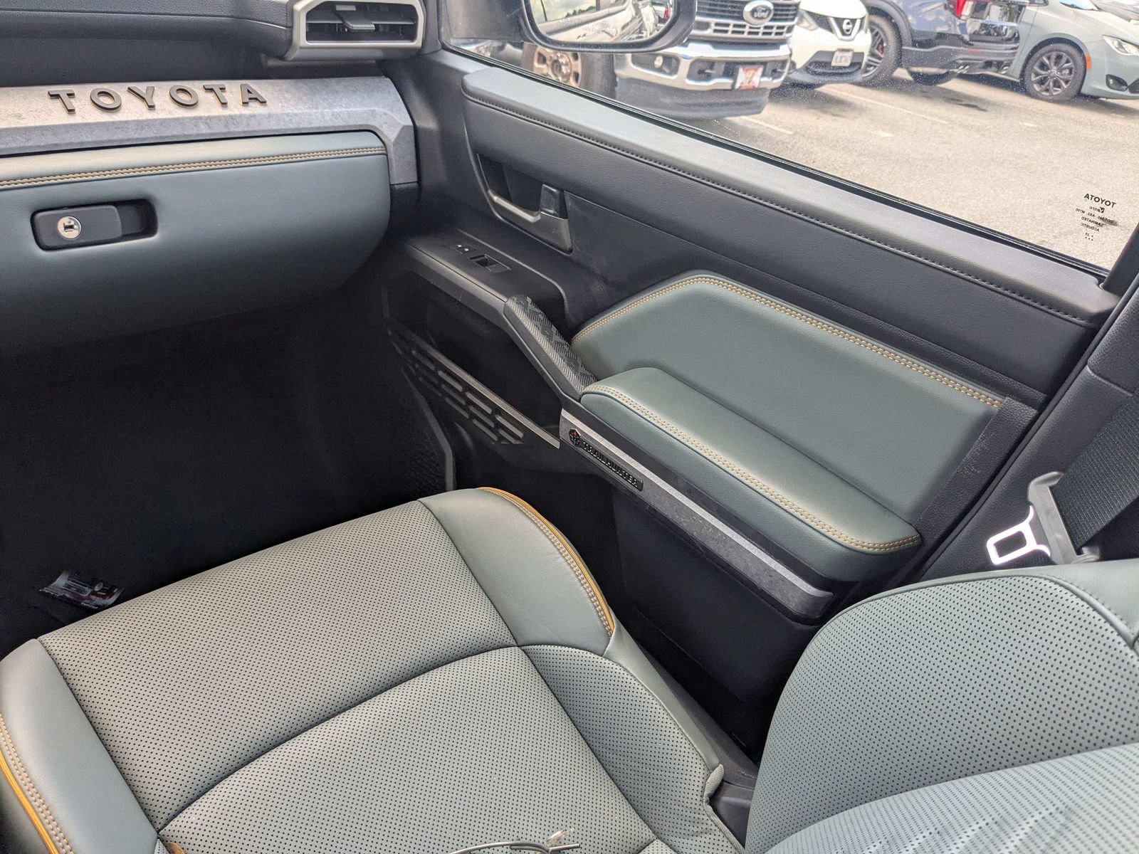 Used 2025 Toyota Tacoma 4x4 Double Cab Hybrid image 18