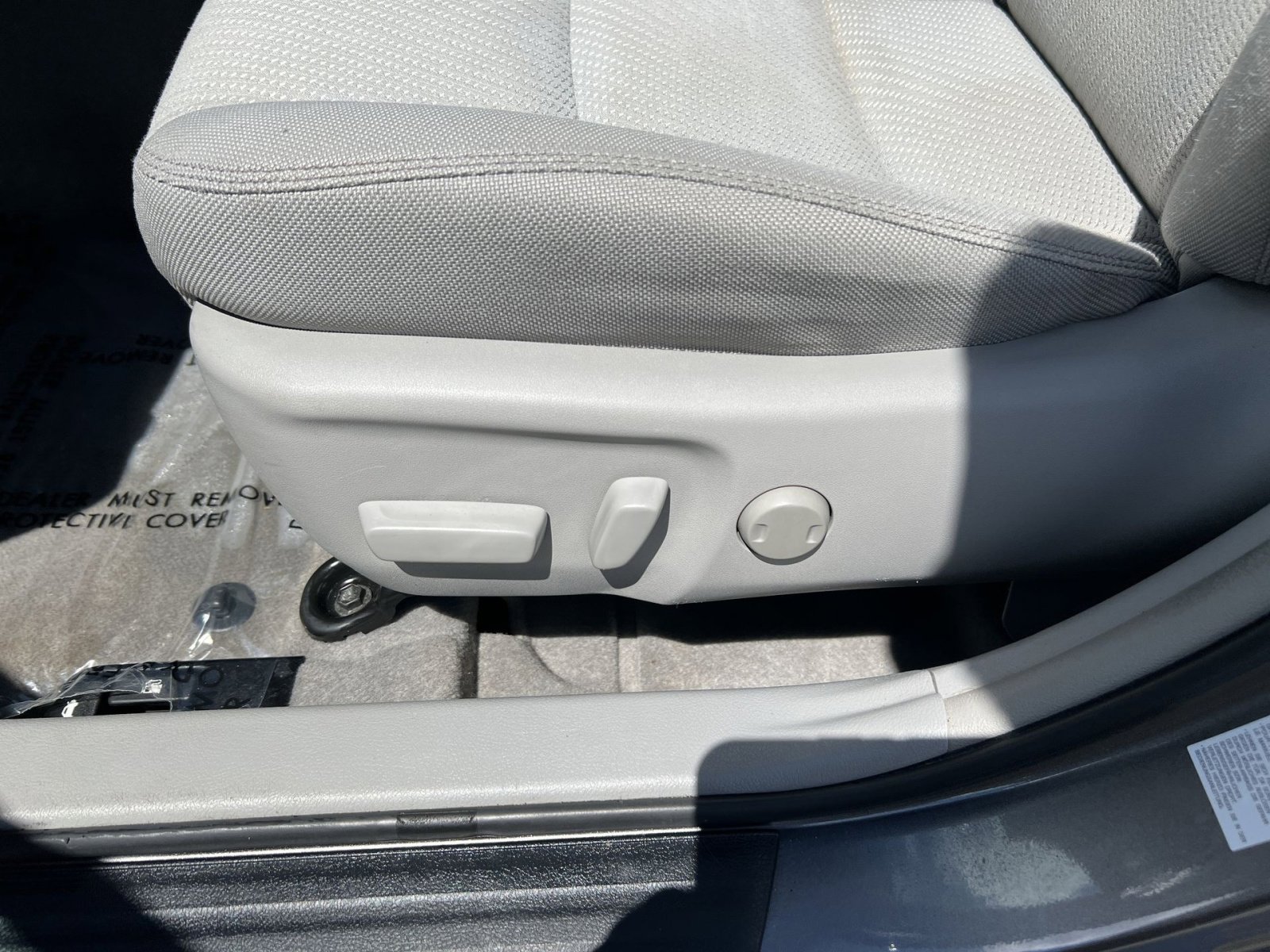 Used 2017 Toyota Camry LE FWD image 22