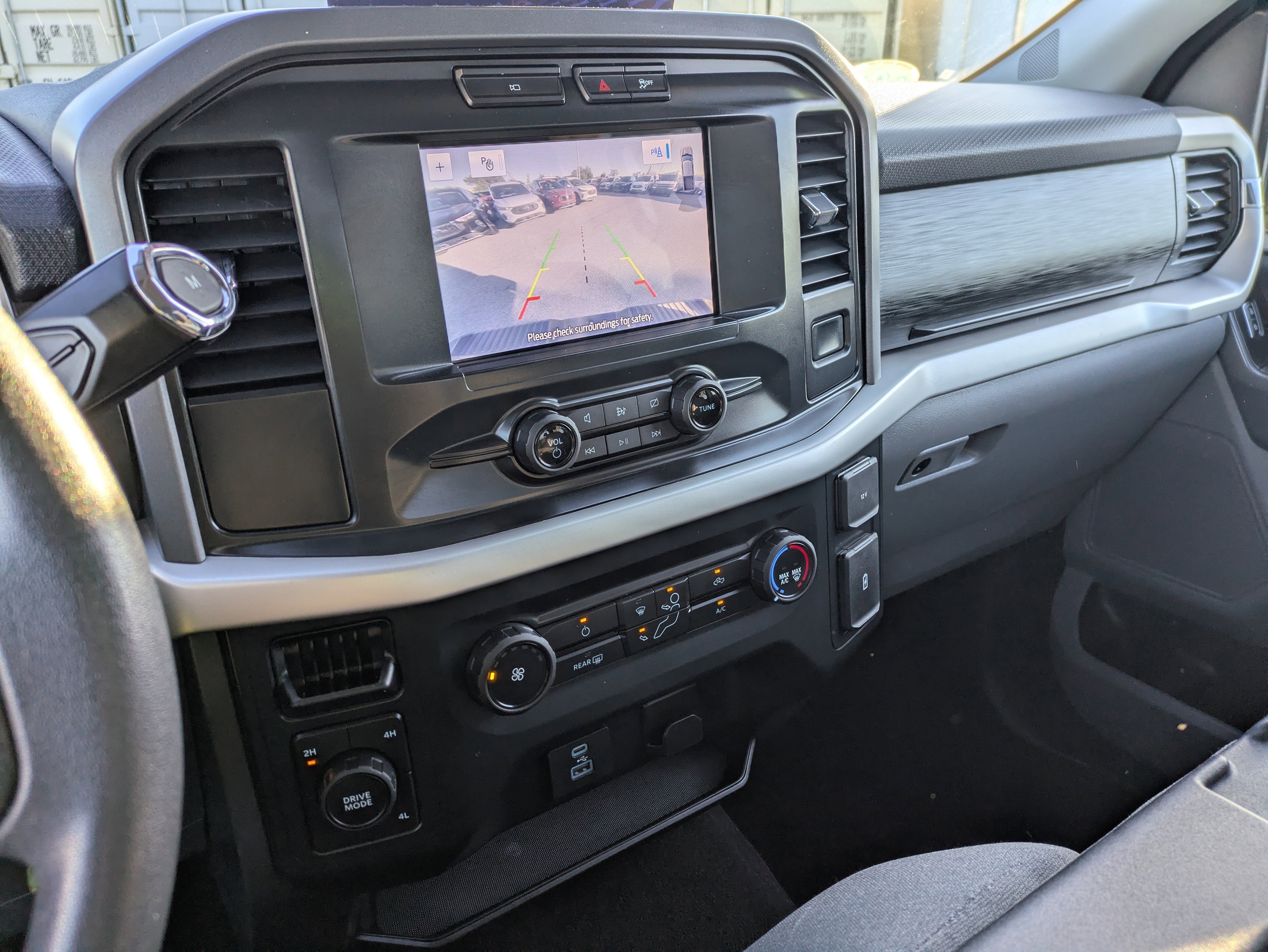 Certified 2022 Ford F150 XLT image 32