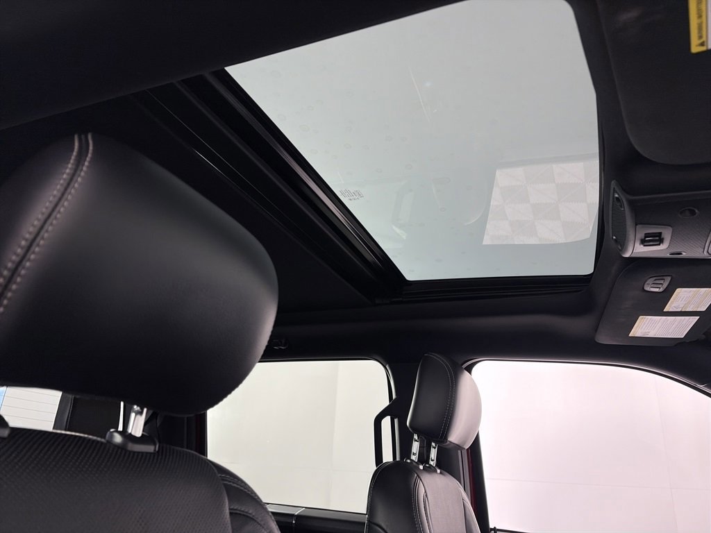 Certified 2018 Ford F150 Lariat w/ Equipment Group 502A Luxury image 33