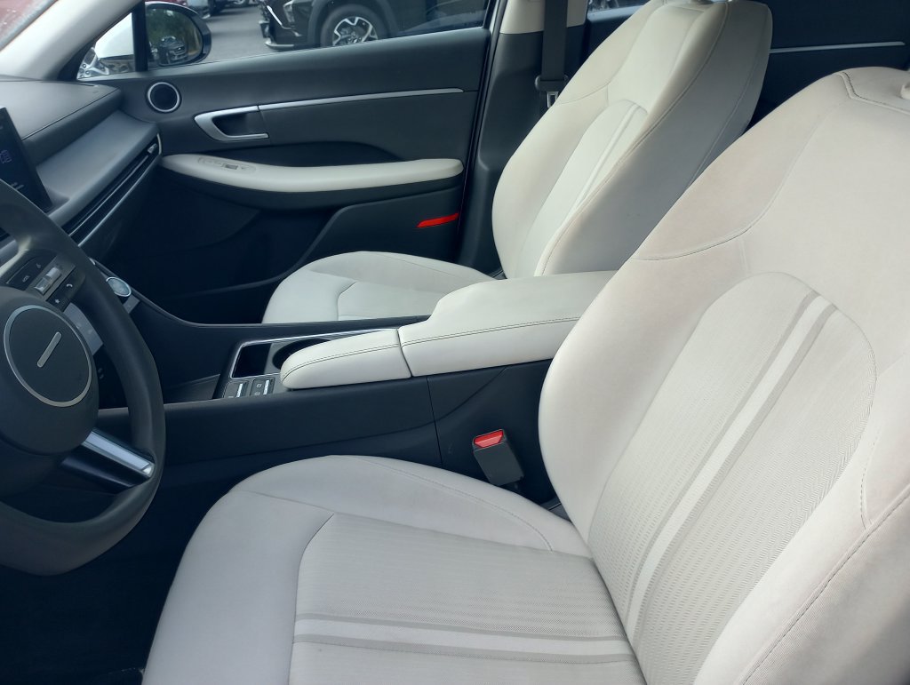 Used 2024 Hyundai Sonata SEL FWD image 18