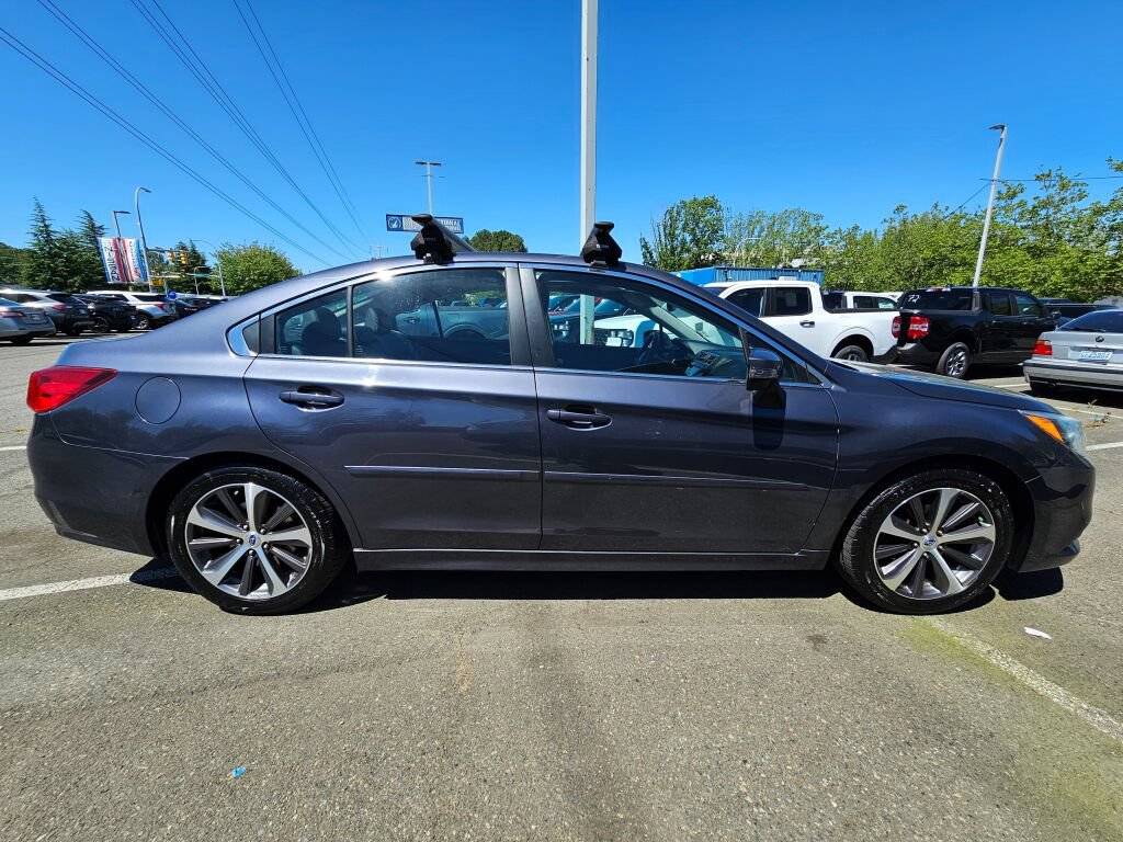 Used 2017 Subaru Legacy 2.5i Limited AWD/4WD image 7