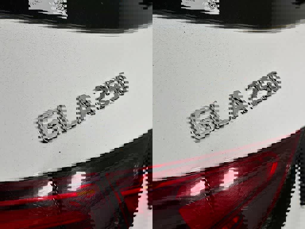 Used 2025 Mercedes-Benz GLA 250 4MATIC image 10