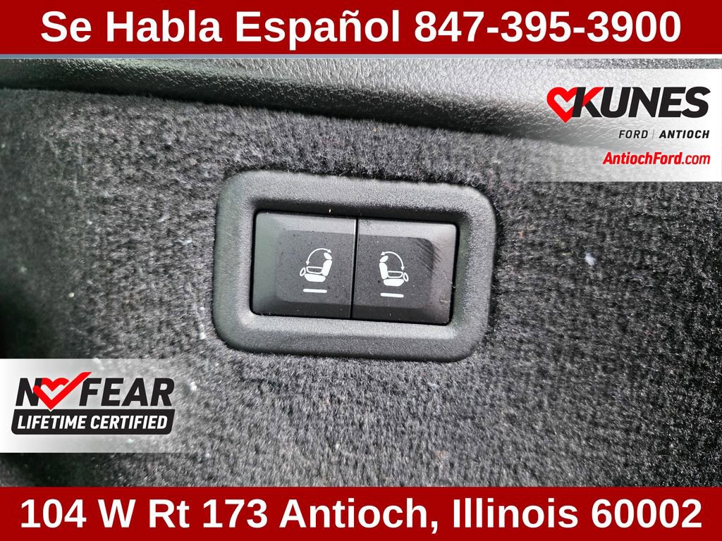 Used 2024 Jeep Grand Wagoneer L Series II w/ Quick Order Packagew 28T AWD/4WD image 32
