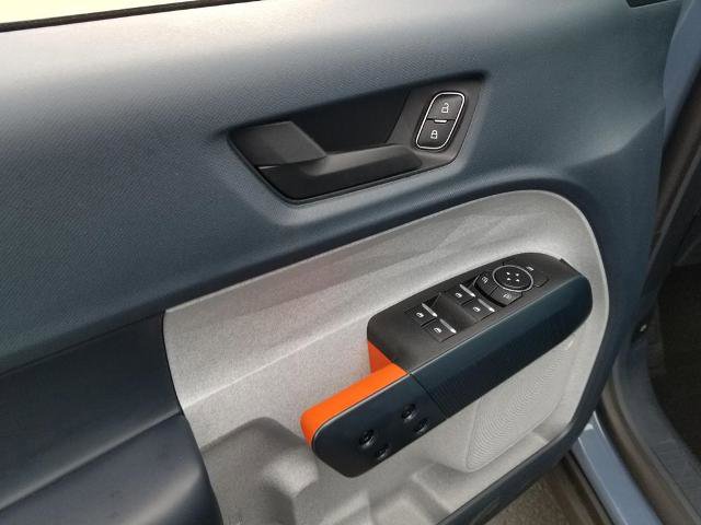 Certified 2024 Ford Maverick XLT w/ XLT Luxury Package image 11