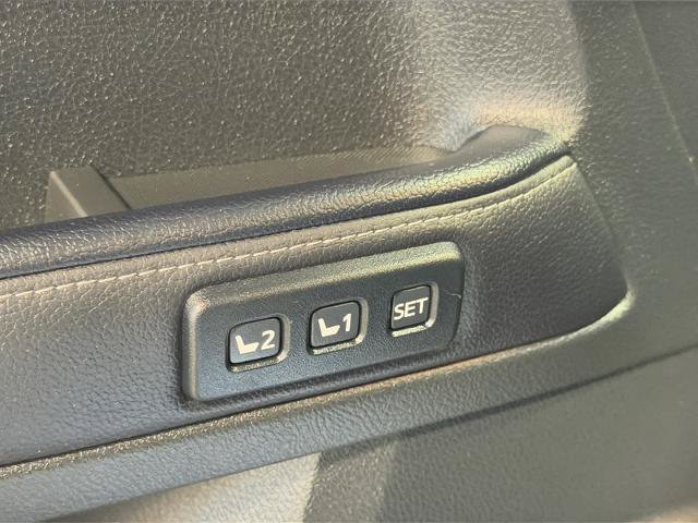 Used 2023 Toyota 4Runner Limited AWD/4WD image 20