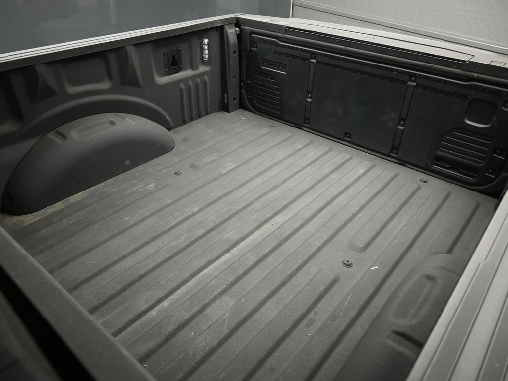 Certified 2022 Ford F150 Raptor w/ Equipment Group 801A High image 47