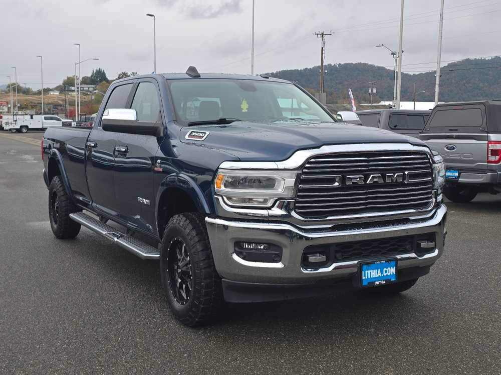 Used 2019 RAM 3500 Laramie w/ Chrome Appearance Group AWD/4WD image 7