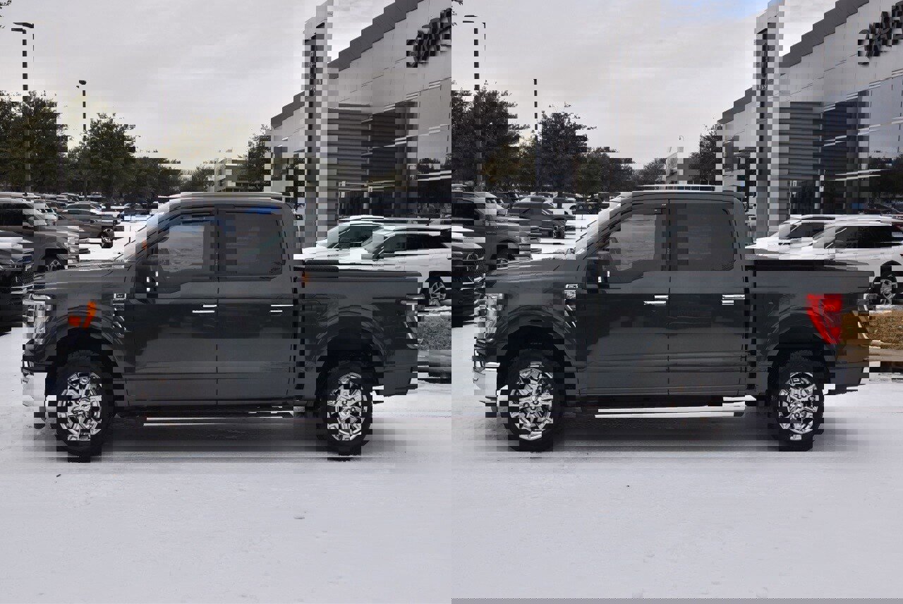 Certified 2021 Ford F150 XLT w/ Equipment Group 302A High image 12