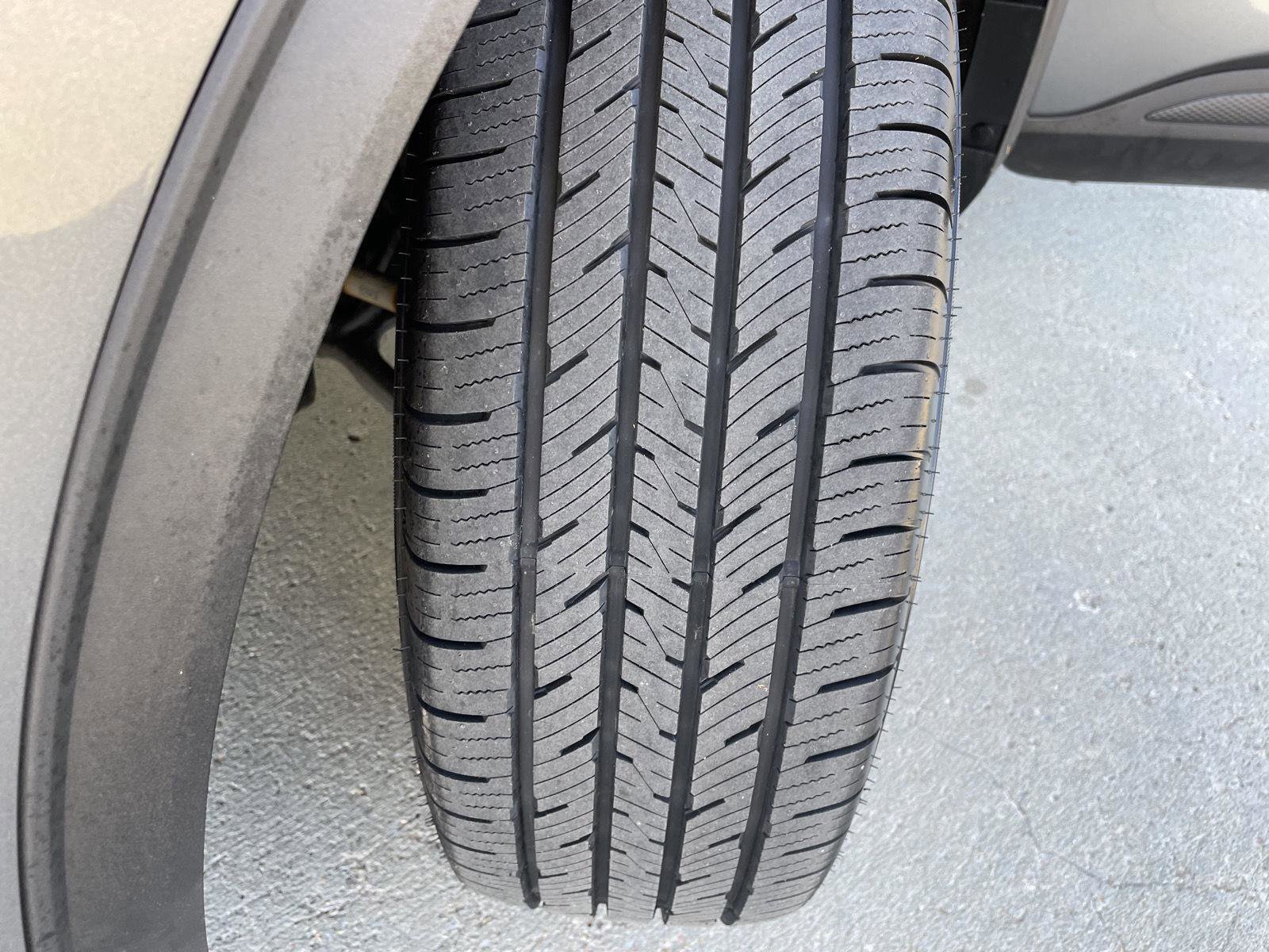 Certified 2025 Ford Escape ST-Line FWD image 11
