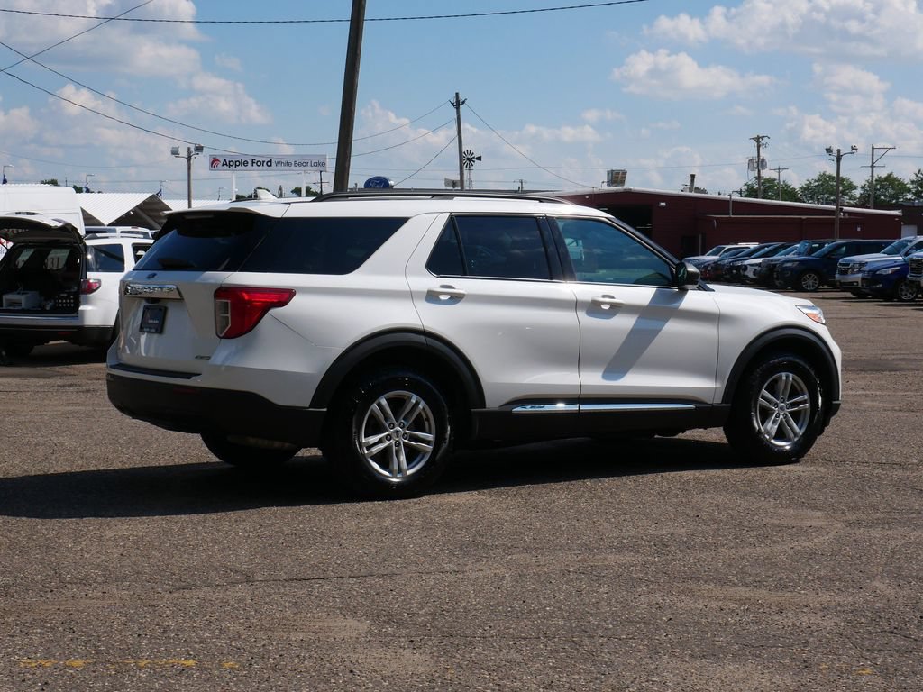 Certified 2023 Ford Explorer XLT AWD/4WD image 3
