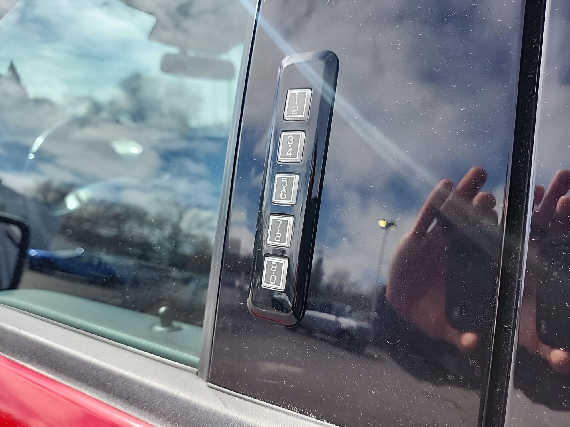 Certified 2022 Ford F150 XLT w/ Equipment Group 302A High image 18