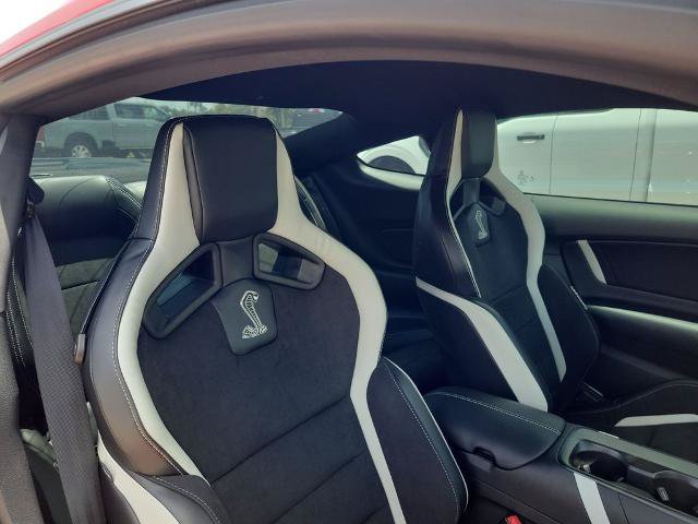 Certified 2021 Ford Mustang Shelby GT500 w/ Technology Package RWD image 17