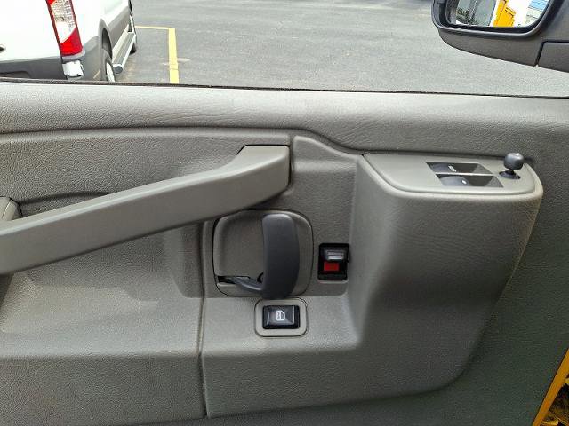 Used 2021 GMC Savana 3500 w/ Power Convenience Package RWD image 11