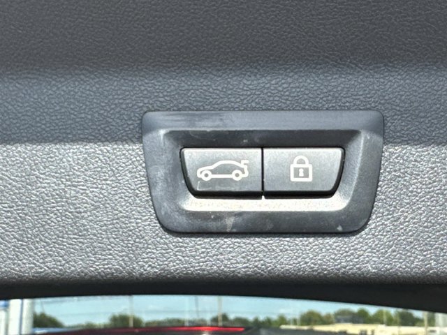 Used 2021 BMW X3 sDrive30i w/ M Sport Package RWD image 13