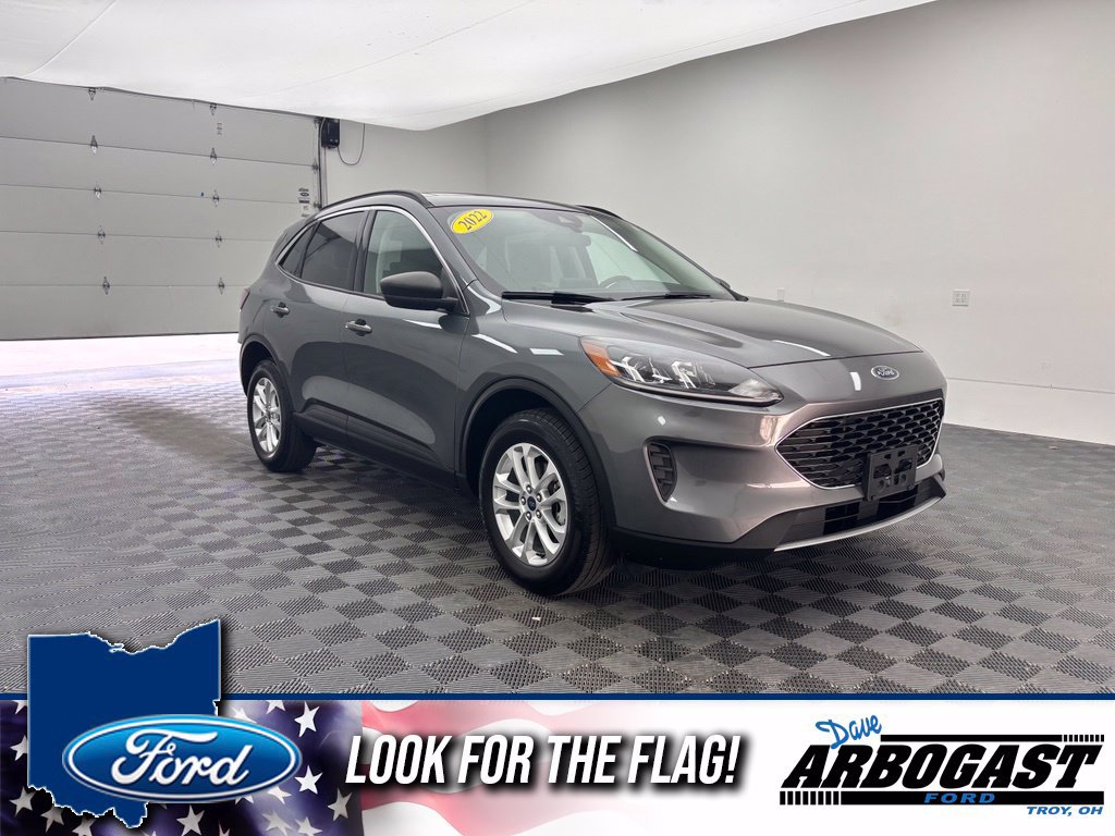 Certified 2022 Ford Escape SE w/ Convenience Package AWD/4WD image 1