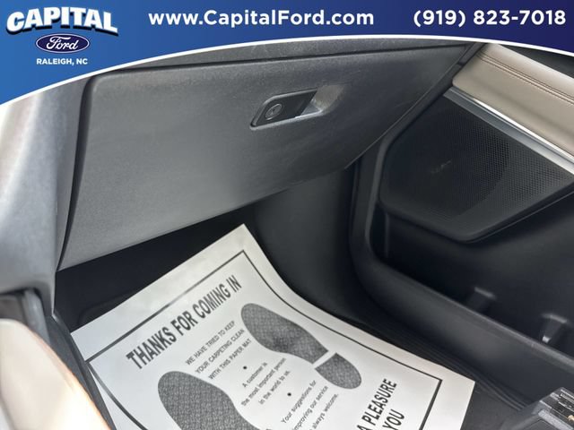 Certified 2025 Ford Expedition Active AWD/4WD image 28