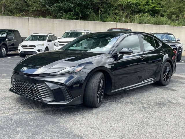 Used 2025 Toyota Camry SE w/ Convenience Package FWD image 8