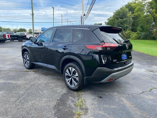 Used 2022 Nissan Rogue SV AWD/4WD image 9