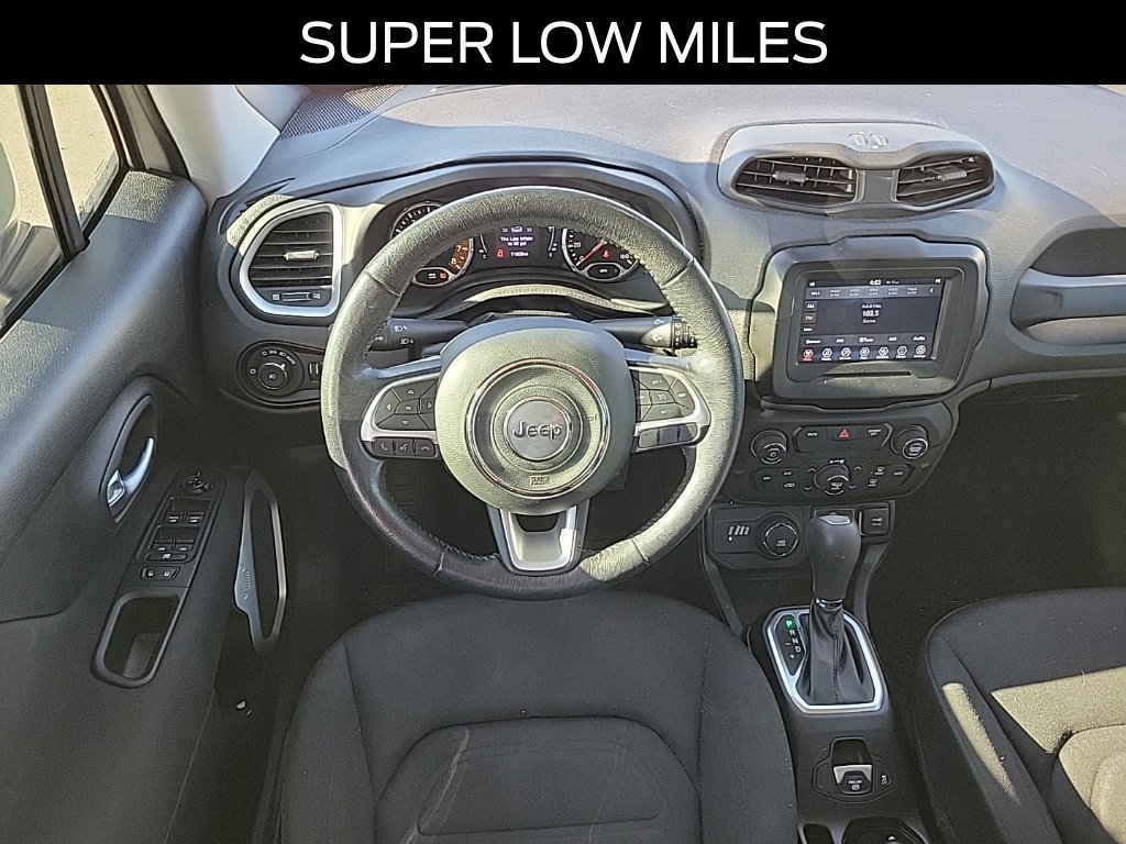 Used 2019 Jeep Renegade Latitude w/ Cold Weather Group AWD/4WD image 9