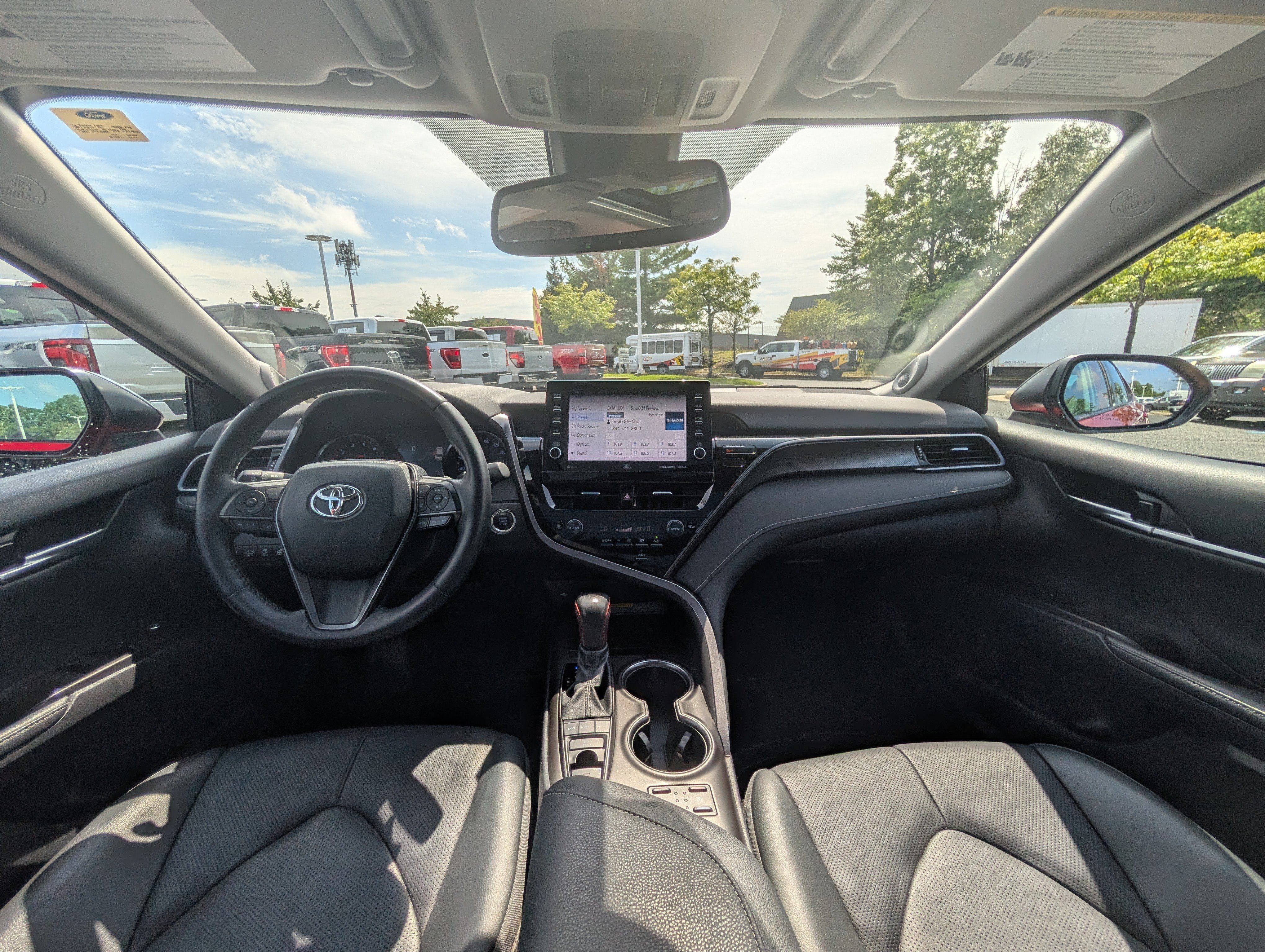 Used 2021 Toyota Camry XSE w/ TRD Appearance Package (TMS) FWD image 17