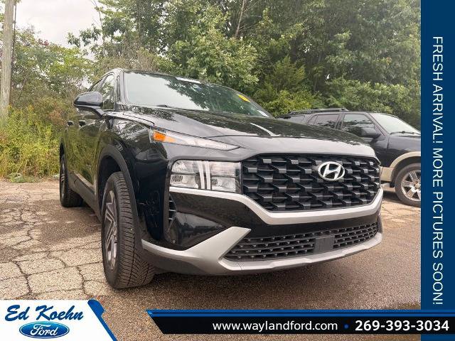 Used 2023 Hyundai Santa Fe SE AWD/4WD image 2