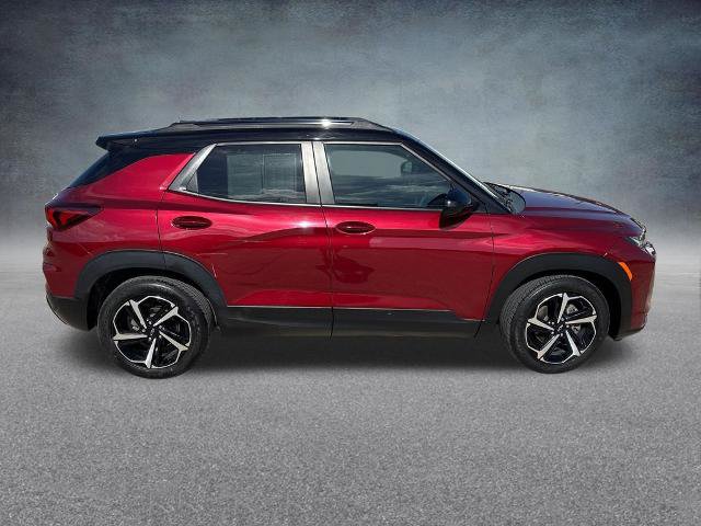 Used 2022 Chevrolet TrailBlazer RS w/ Sun and Liftgate Package FWD image 7