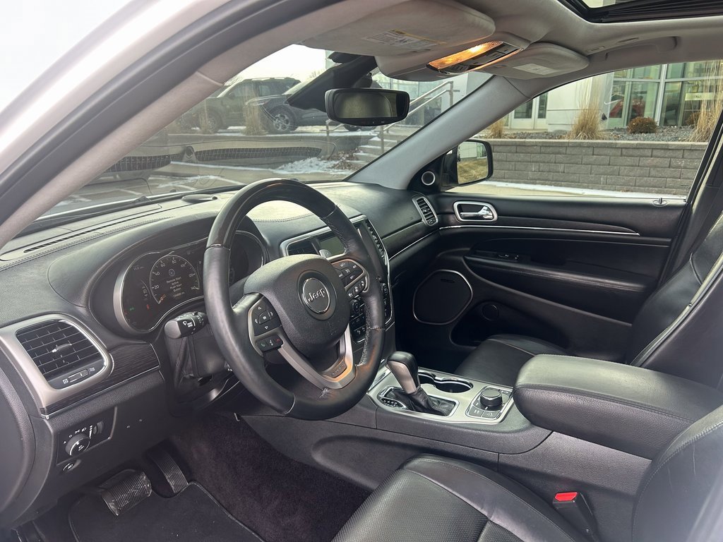 Used 2017 Jeep Grand Cherokee Summit image 8