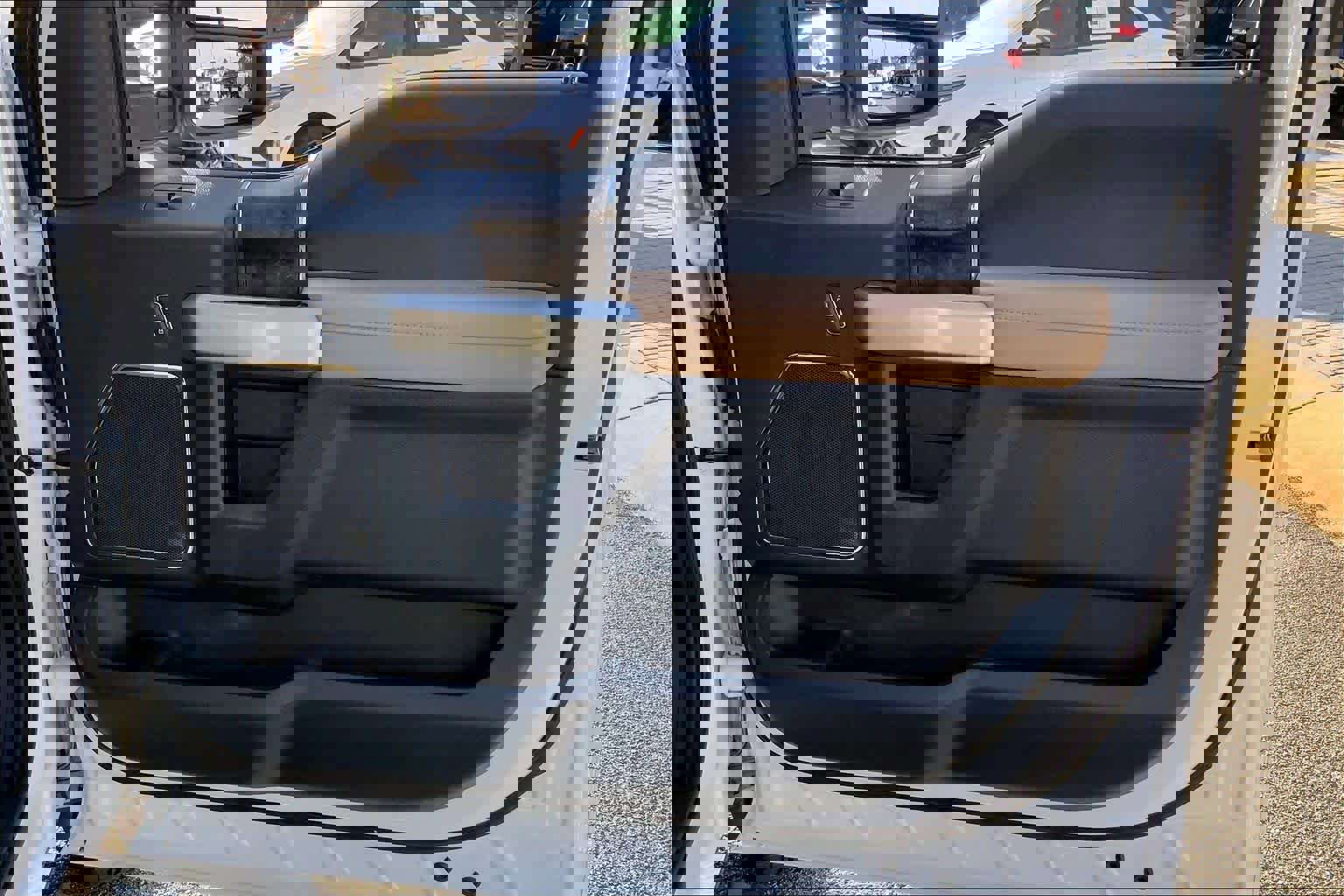 Certified 2022 Ford F250 Lariat w/ Lariat Ultimate Package image 21