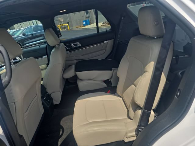 Certified 2018 Ford Explorer Limited w/ Equipment Group 301A AWD/4WD image 23