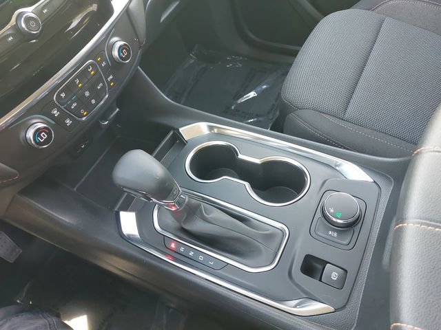 Used 2021 Chevrolet Traverse LS image 24