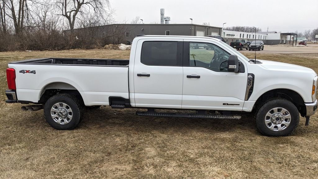 Certified 2024 Ford F350 XLT image 2