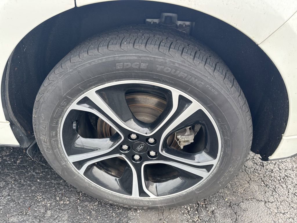 Certified 2024 Ford Edge ST w/ Equipment Group 401A image 47