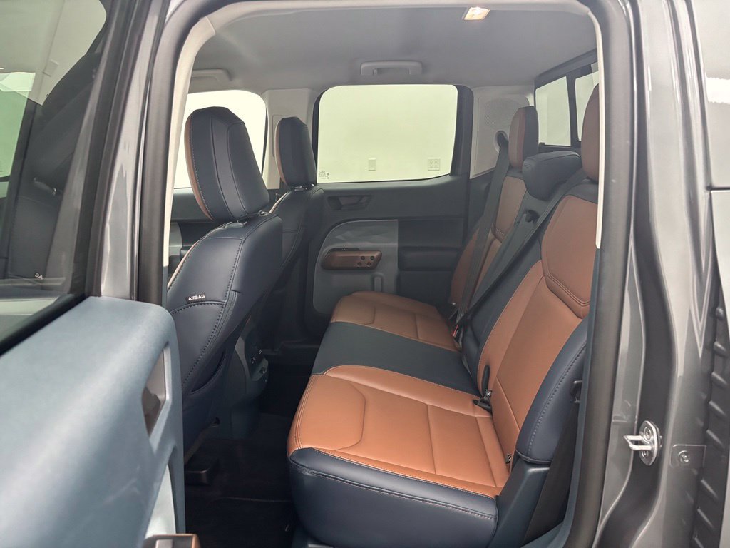 Certified 2024 Ford Maverick Lariat AWD/4WD image 36