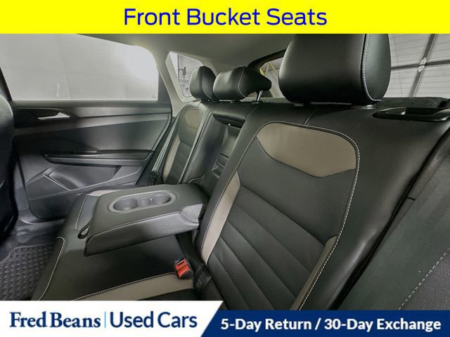 Used 2022 Volkswagen Taos SEL image 29