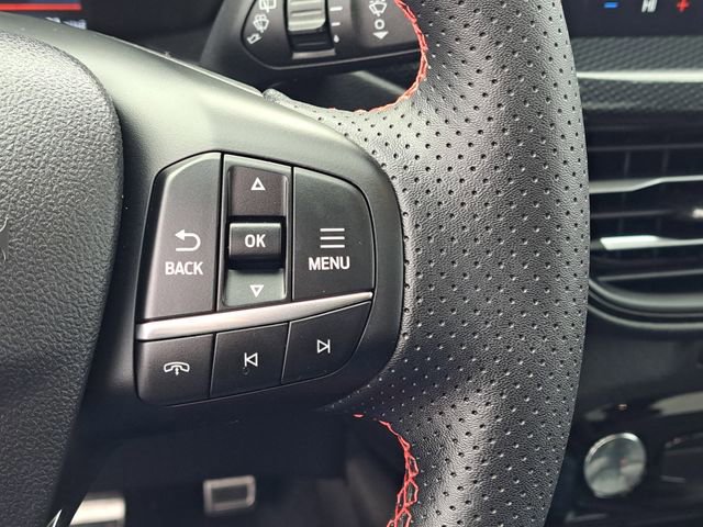 Certified 2024 Ford Escape ST-Line w/ Tech Pack #1 image 16