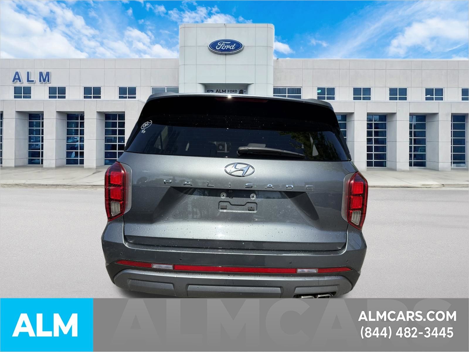 Used 2025 Hyundai Palisade SEL FWD image 6