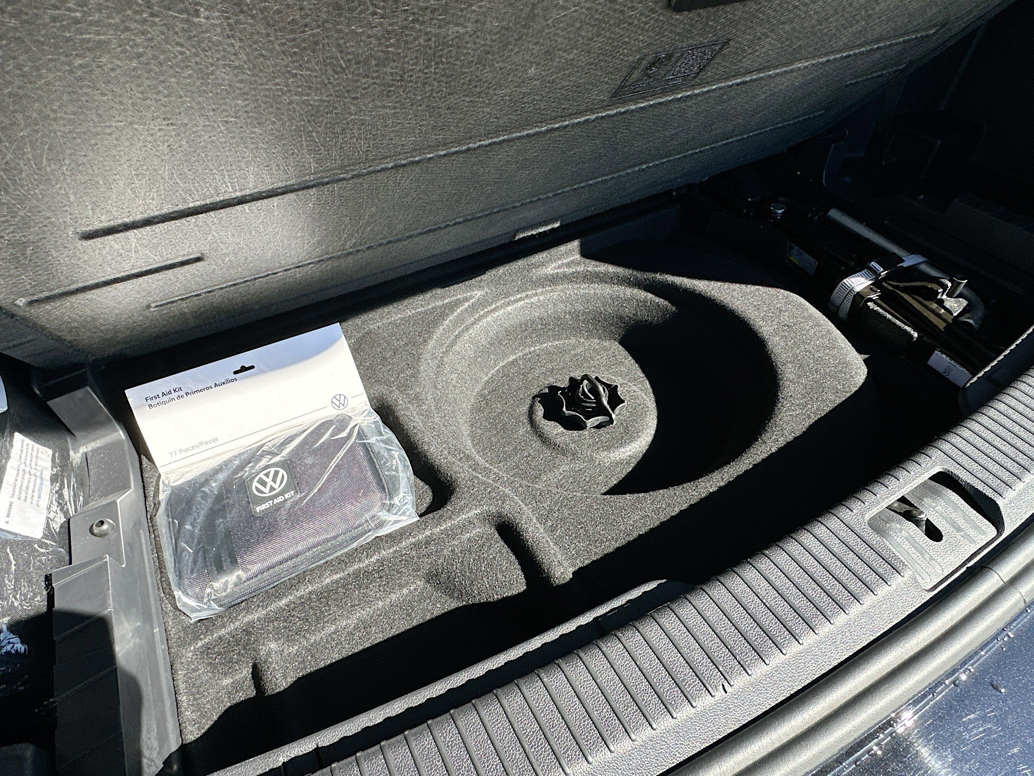 Used 2023 Volkswagen Atlas SE image 25