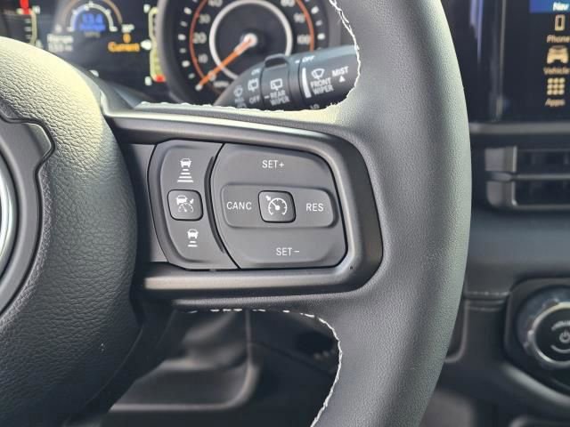 Used 2025 Jeep Wrangler Unlimited Rubicon image 31