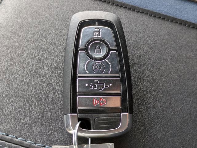 Certified 2026 Ford F350 Platinum w/ FX4 Off-Road Package image 30