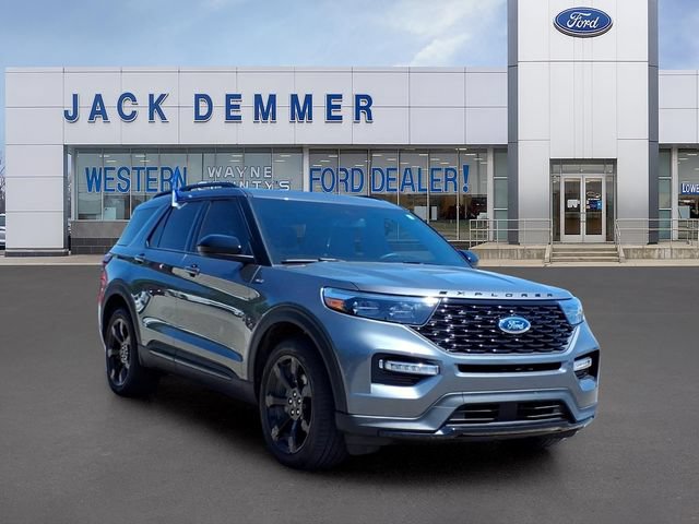 Certified 2024 Ford Explorer ST-Line w/ Class IV Trailer Tow Package
